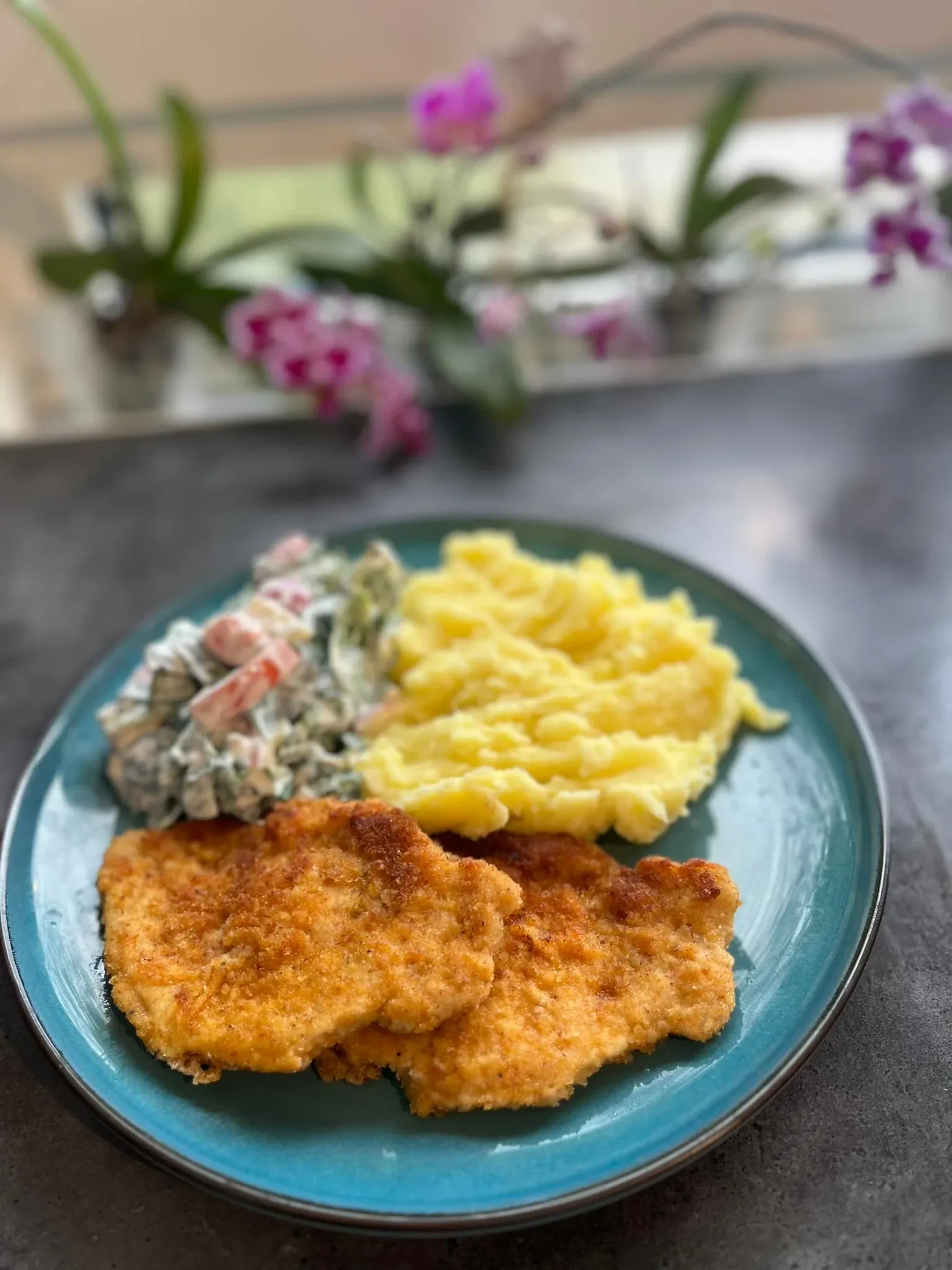 Paprasti karbonadai iš faršo, su kiaušiniais ir miltais Paprasti karbonadai iš faršo, su kiaušiniais ir miltais