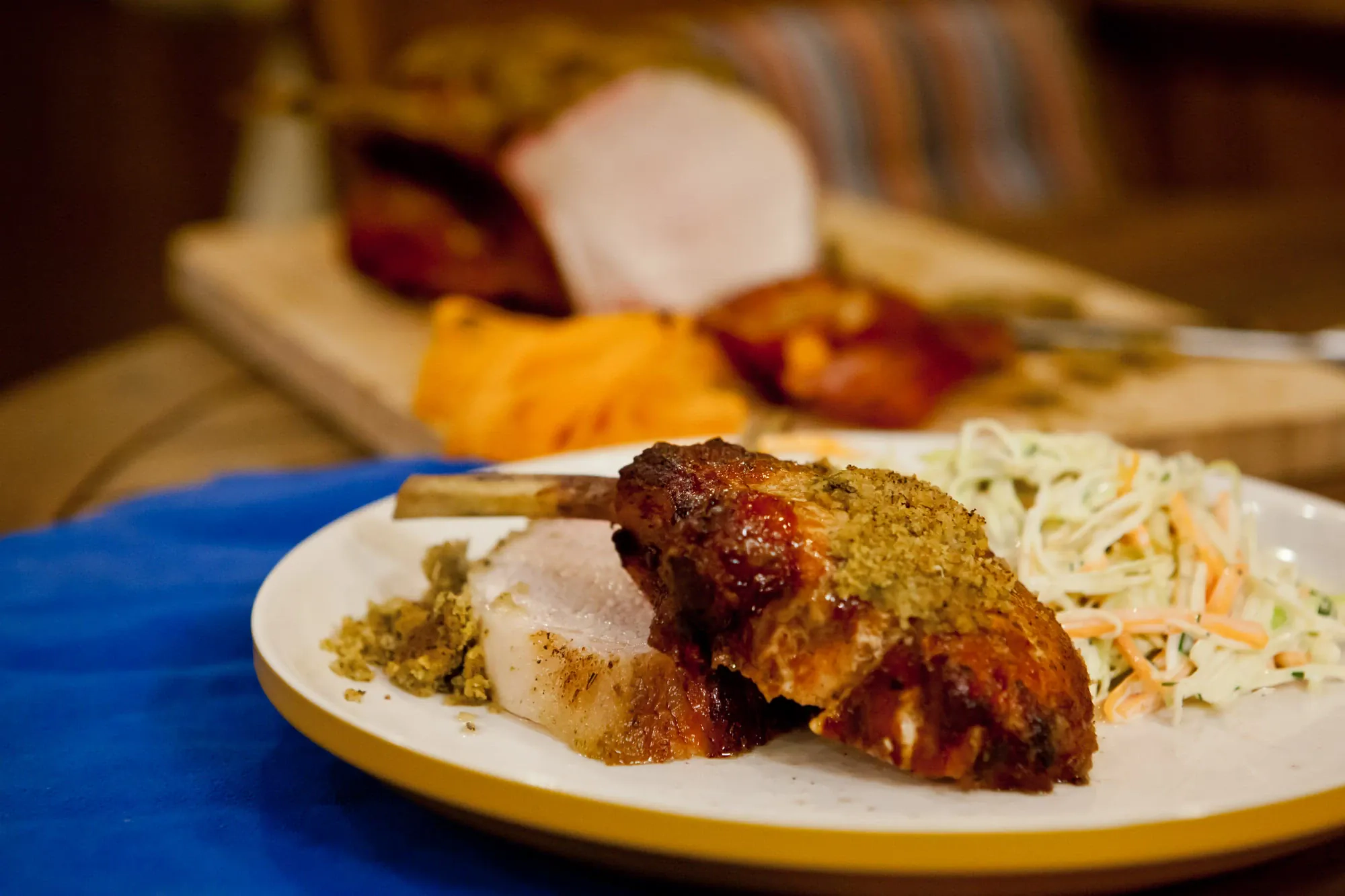 Kiaulienos šonkauliai su nugarine, kamado tipo grilyje