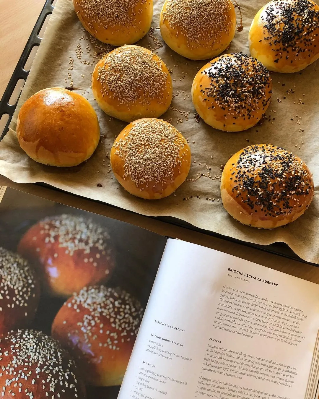 Burgerių / mėsainių brioche bandelės