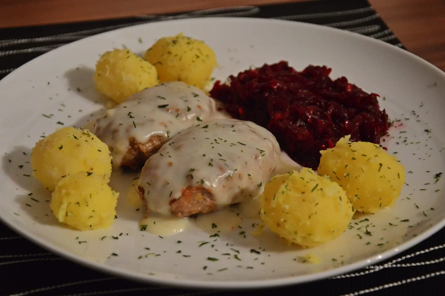 Vištienos ir cukinijų kepsneliai