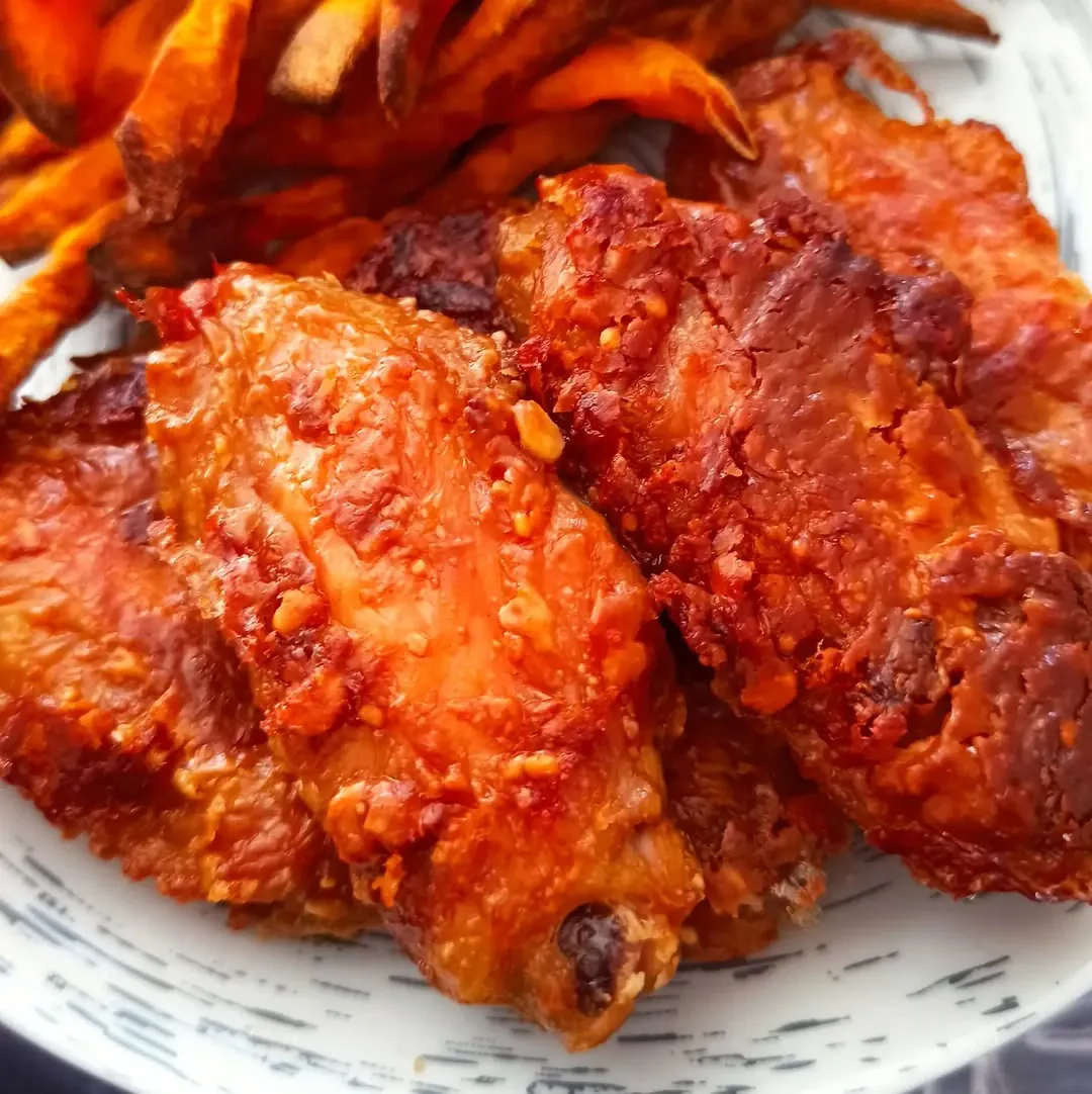 Kepti vištienos sparneliai su žemės riešutų sviestu 🍗🥜