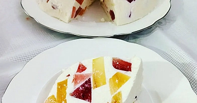 Paprastas ir greitas jogurtinis želė tortas