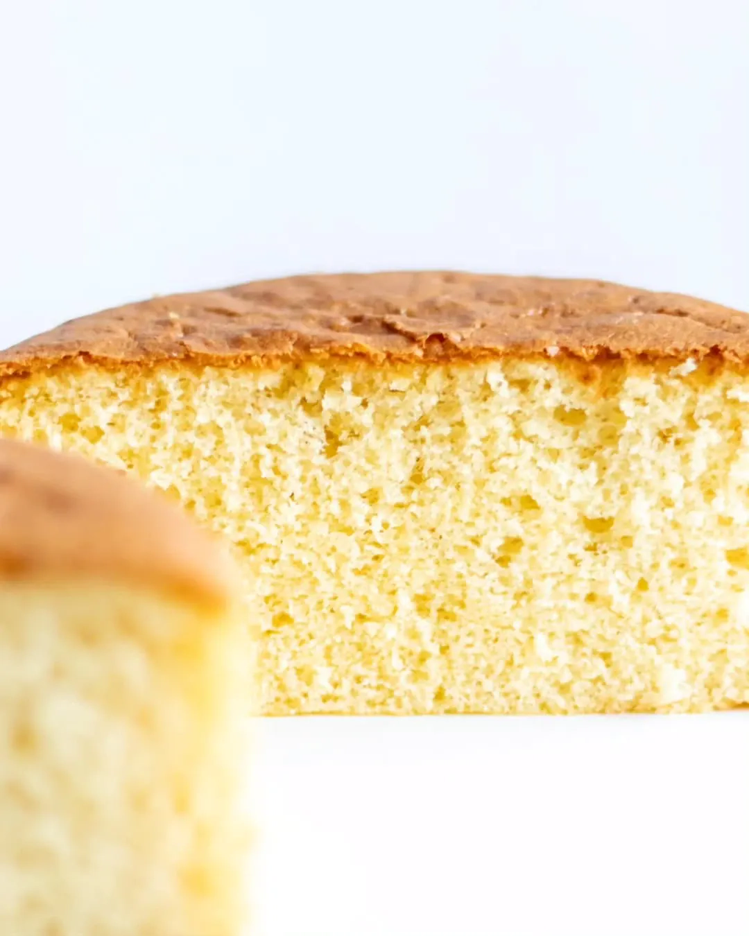 Drėgnas, purus ir tvirtas genoise vanilinis biskvitas