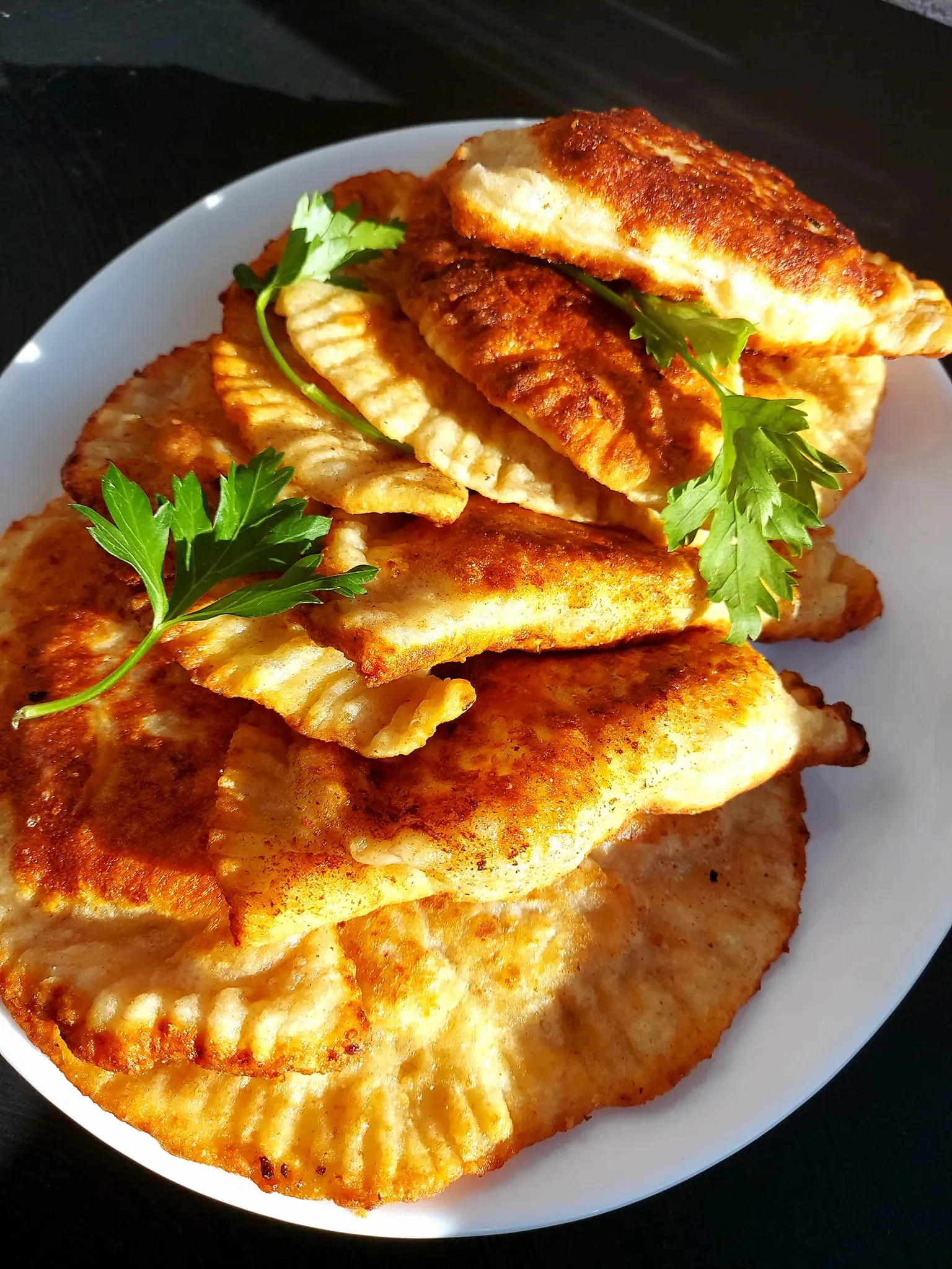 Čeburekai su varškės įdaru