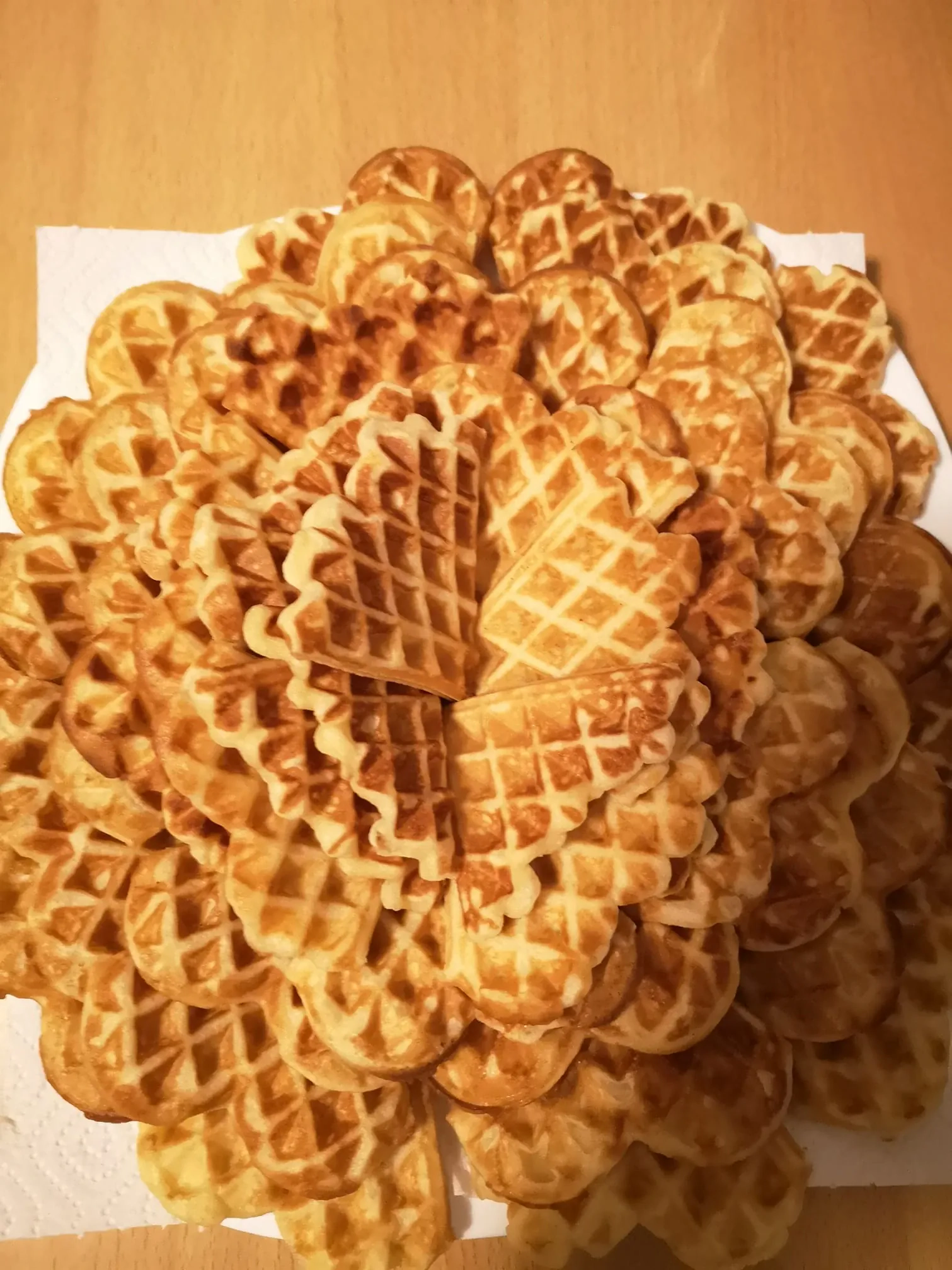 Kepti vafliai - čirviniai blynai su vandeniu