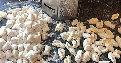 Miltiniai abriedukai su varške