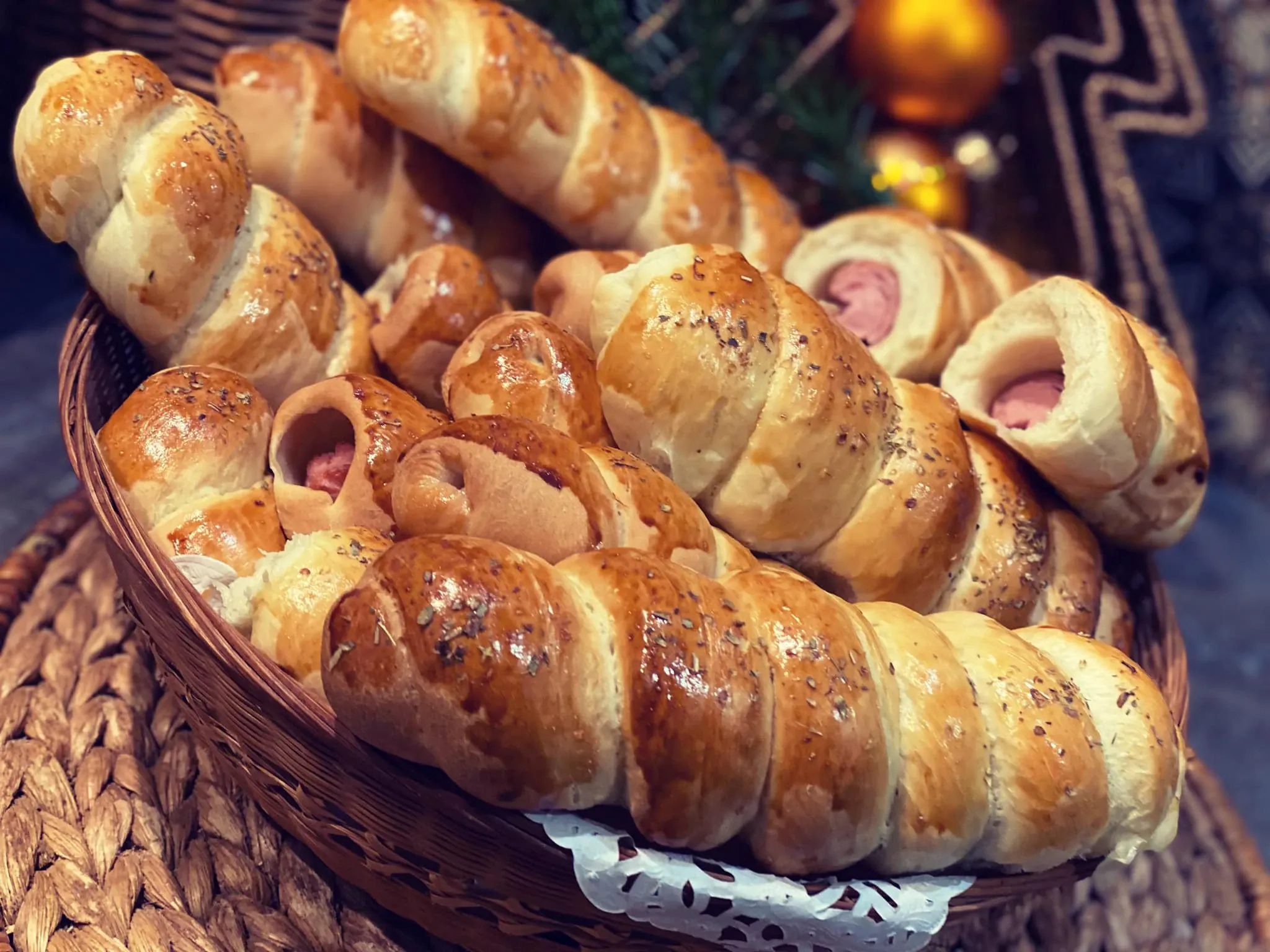 Paprastos bandelės su dešrelėmis