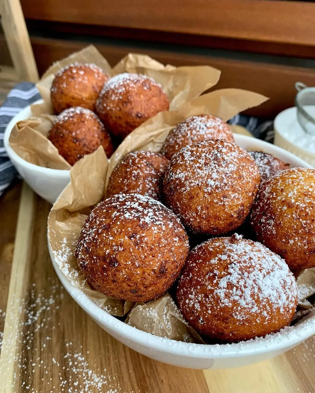 Varškės spurgos su kondensuotu pienu