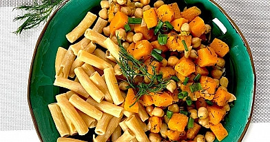 Avinžirnių makaronai su moliūgu ir avinžirniais