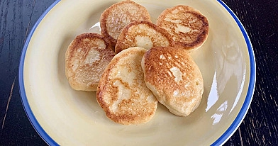 Skaniausi kepti varškėčiai su manais - manų kruopomis