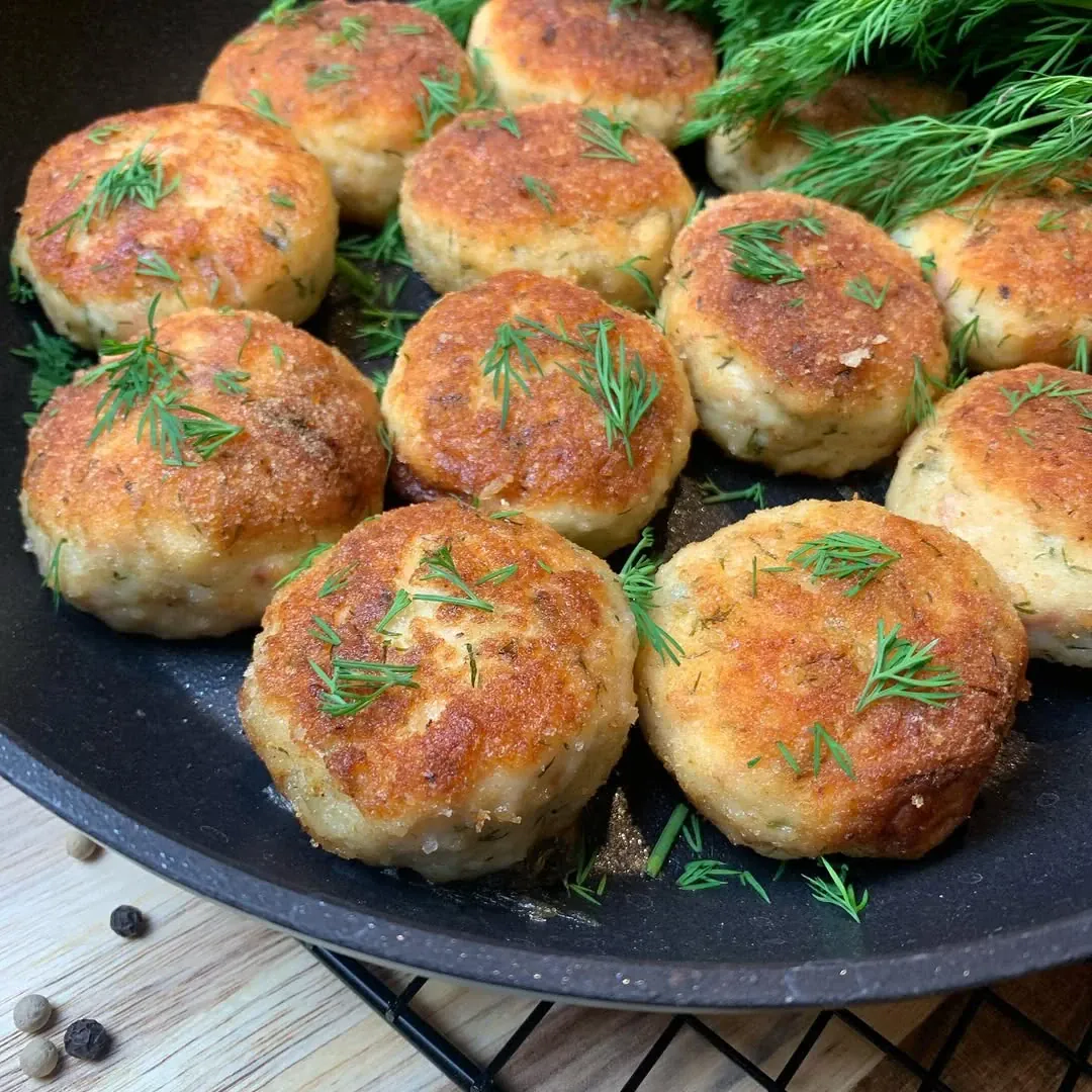 Žuvies maltinukai su cukinijomis ir kuskusu