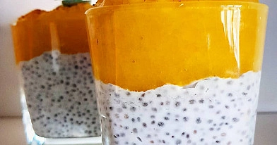 Chia sėklos su jogurtu