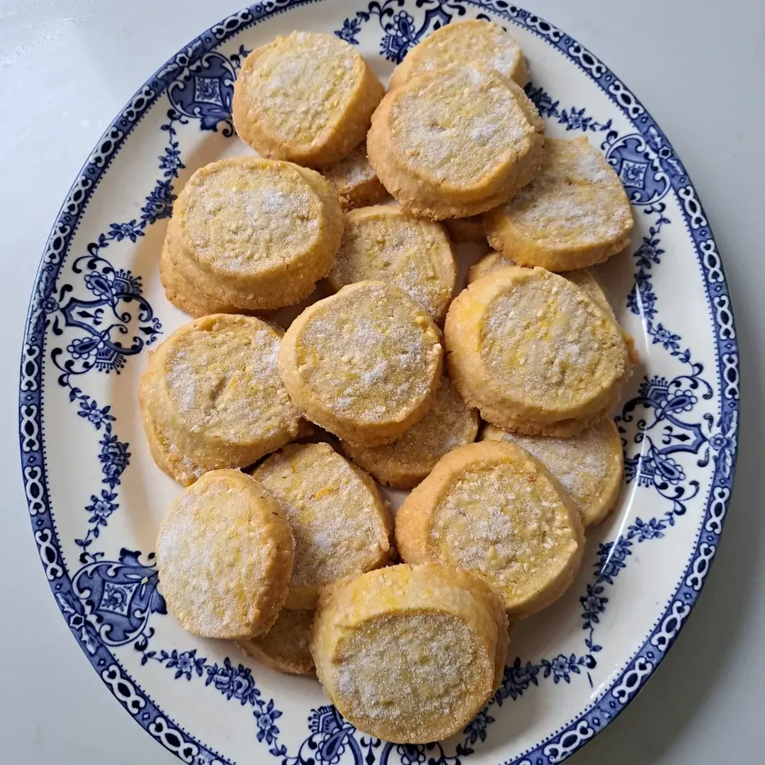 Trapūs sviestiniai sausainiai (shortbread)