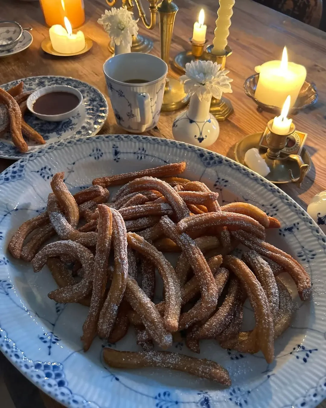 Ispaniški sviestiniai sausainiai Churros - Čiuros su pienu