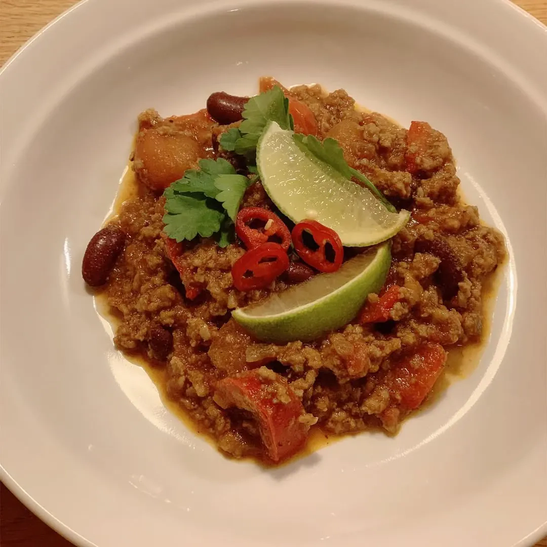 Kalakutienos čili troškinys su konservuotais pomidorais savo sultyse 🌶