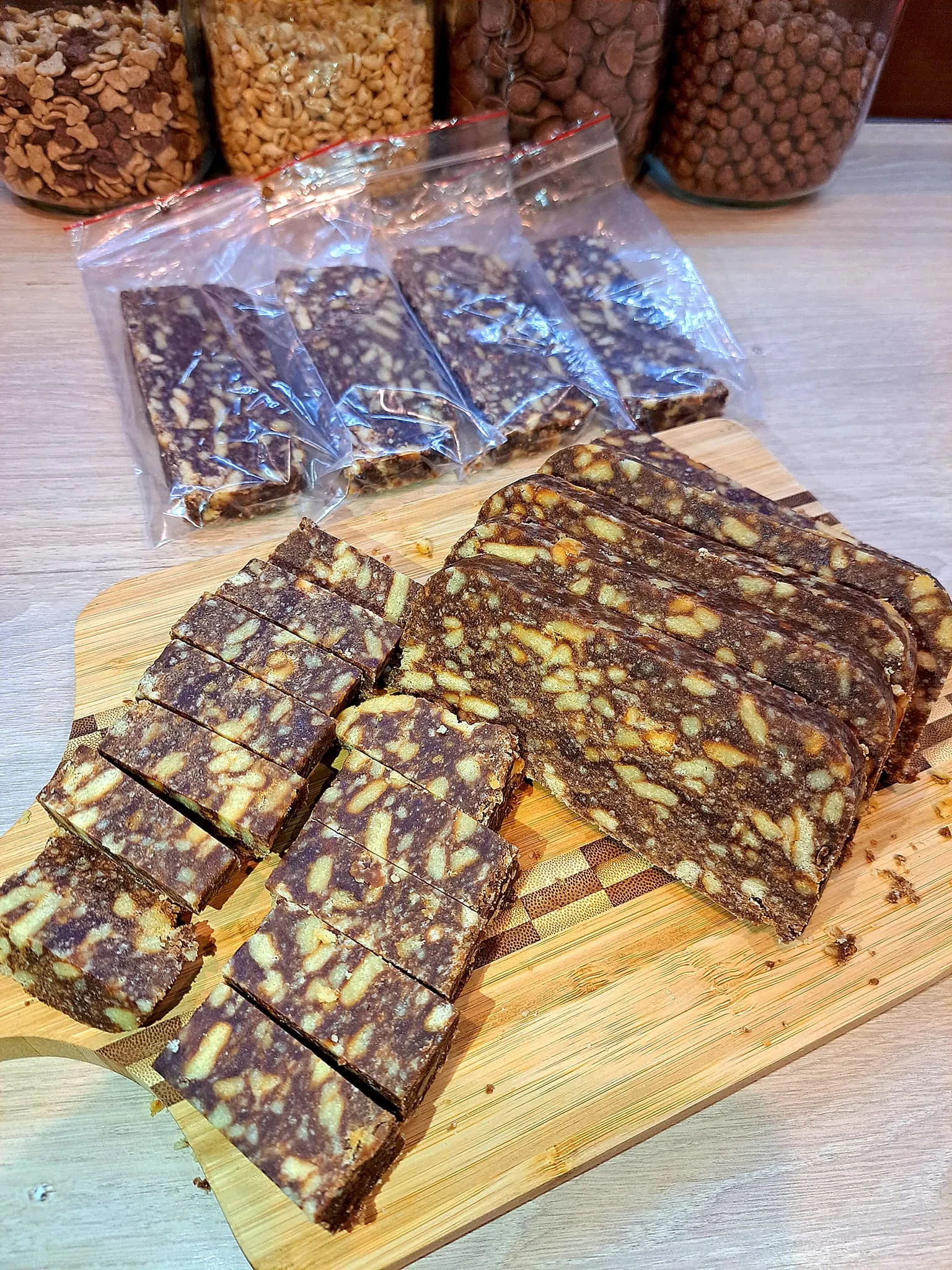 Karamelinis tinginys su bananais