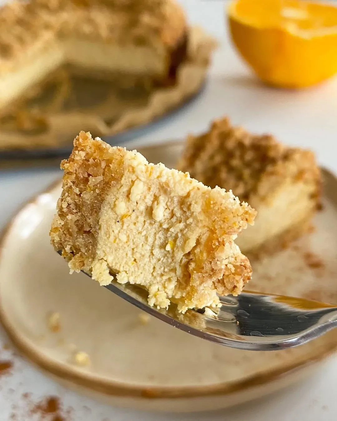 Pasakiškas varškės pyragas su traškia trupinėlių plutele