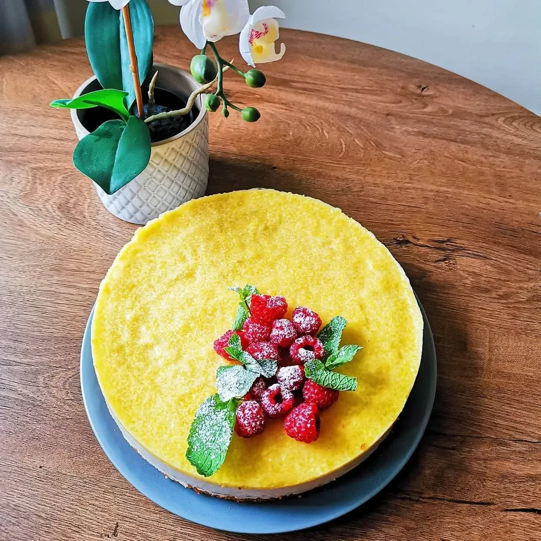 Gaivus mangų ir varškės tortas, be kaltės jausmo