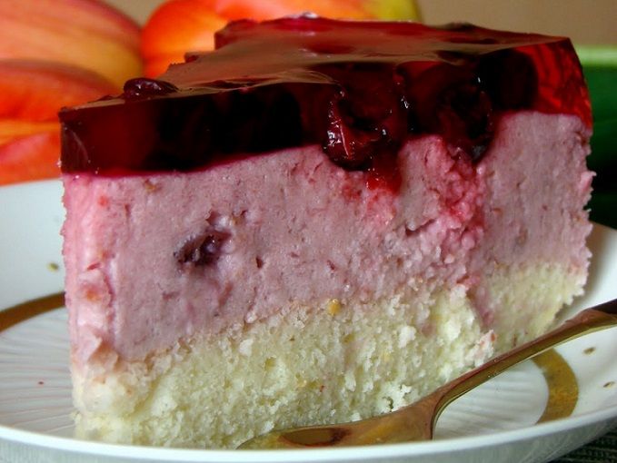 Jogurtinis vyšninis tortas