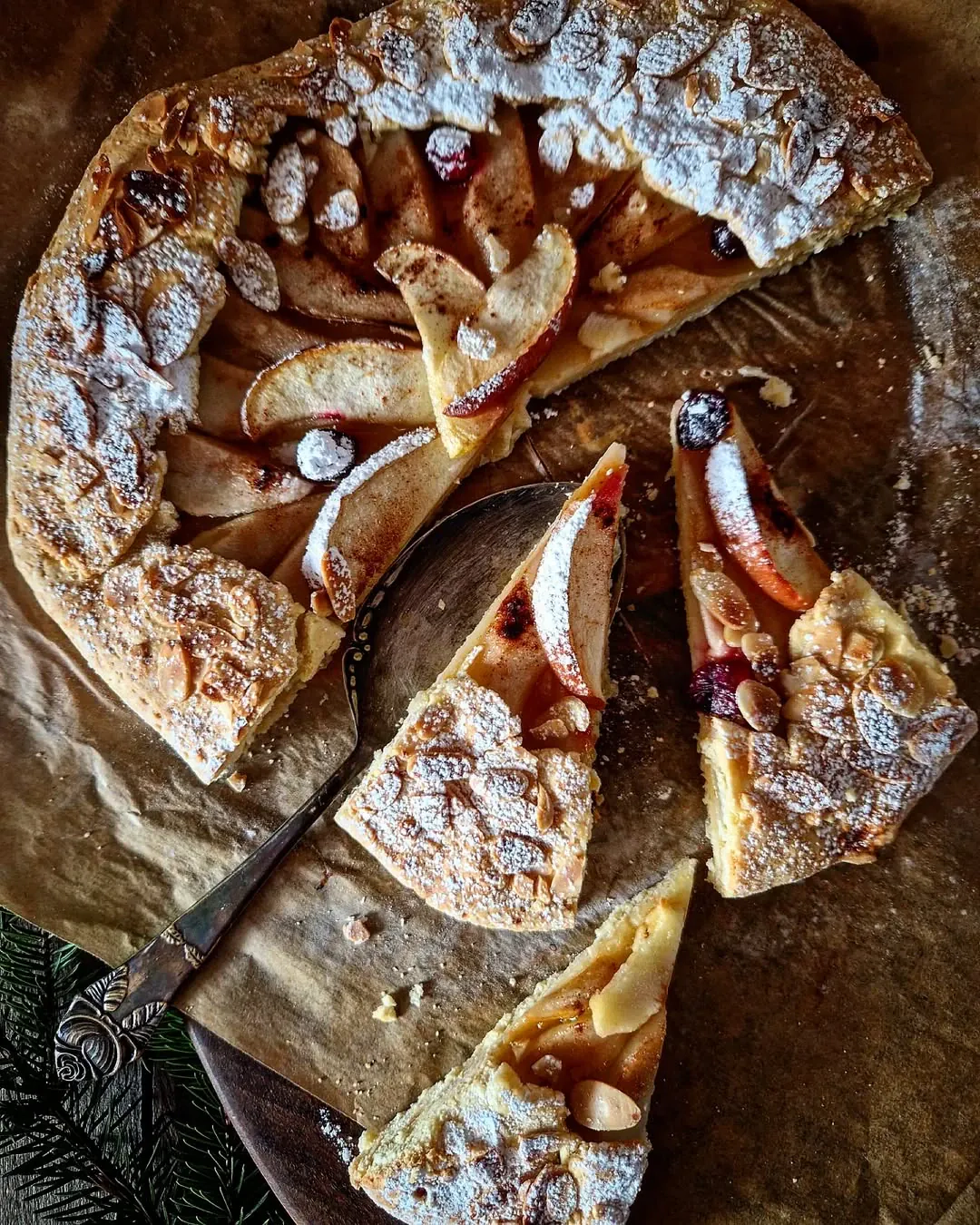 Rustykalna tarta z owocami