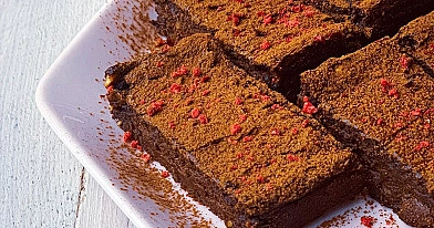 Šokoladinis cukinijų pyragas be kiaušinių ir pieno produktų