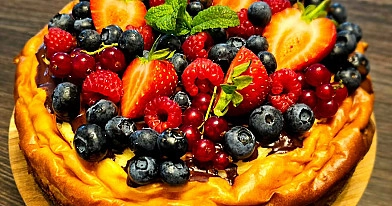 Šilkinis varškės tortas su uogomis 🍰🍓🫐