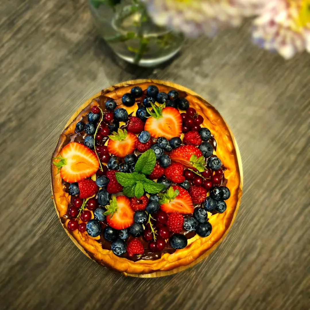 Šilkinis varškės tortas su uogomis 🍰🍓🫐