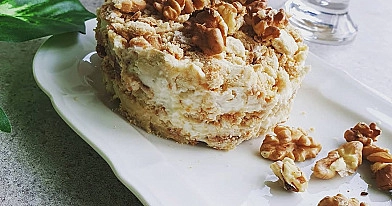 Greitas nekeptas meduolių ir bananų pyragas