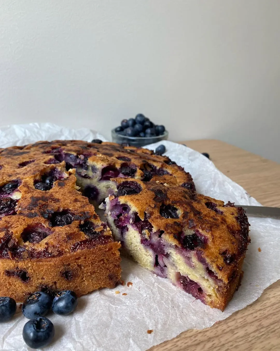 Paprastas jogurtinis pyragas su šilauogėmis