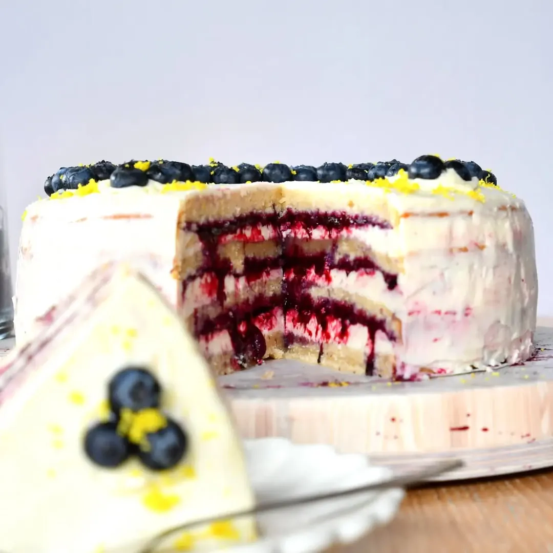 Veganiškas šilauogių tortas