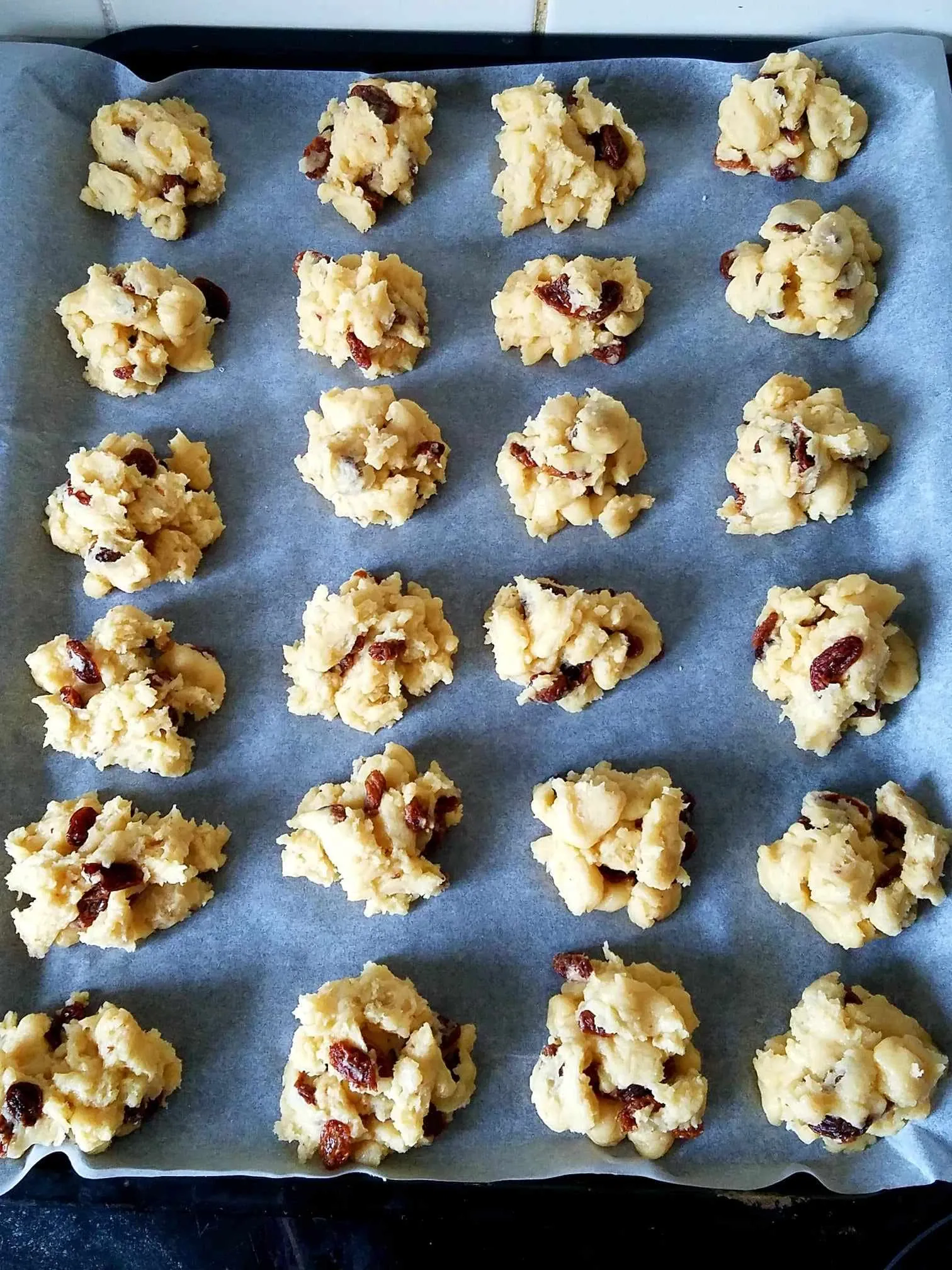 Naminiai sausainiai roksai su razinomis