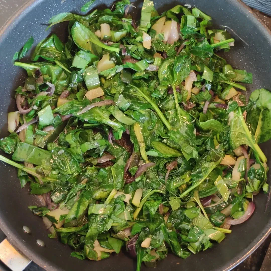 Veganiška laukinių žalumynų apkepėlė be glitimo🥮