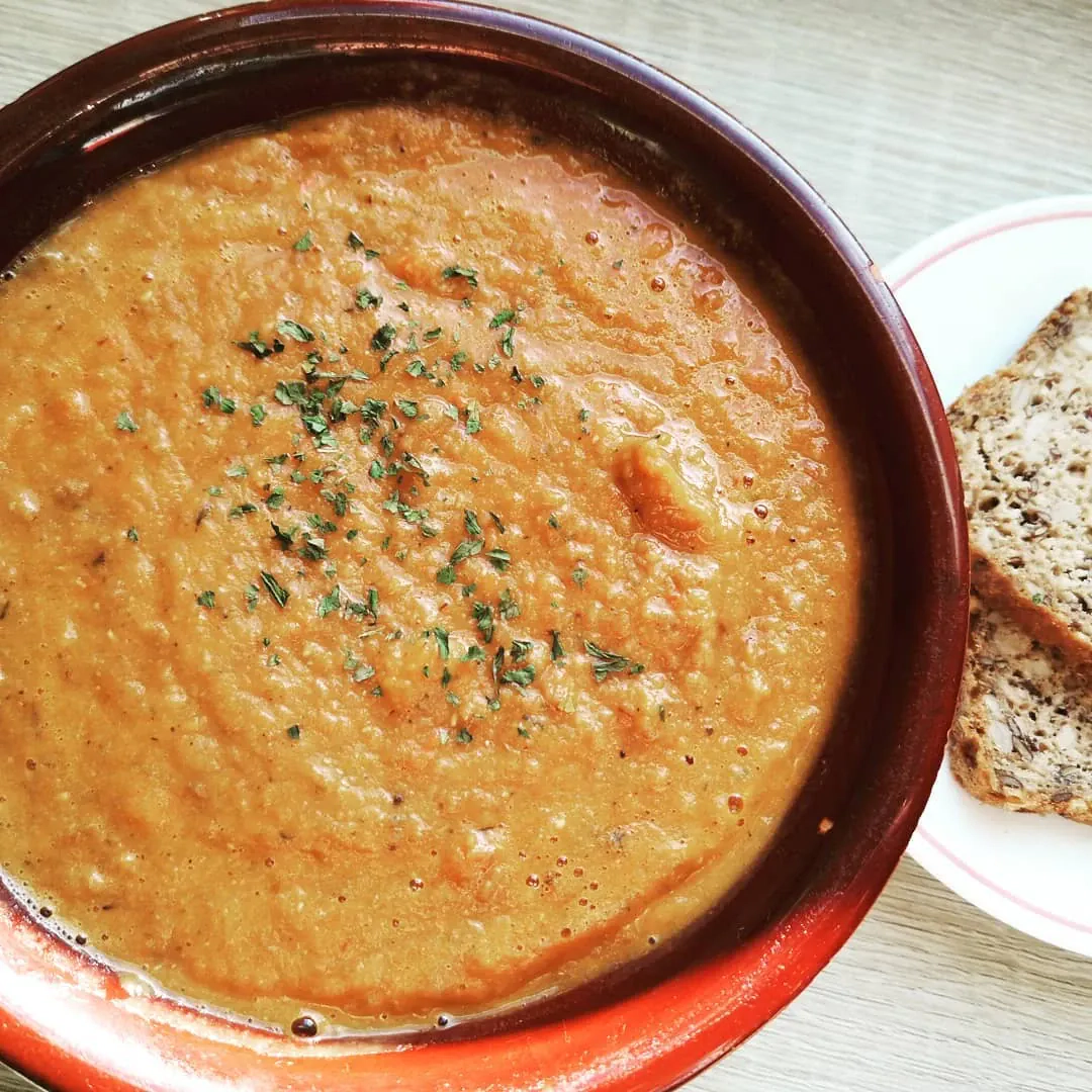 Tomato and Lentil Soup