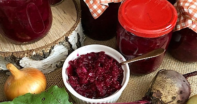 Virtų burokėlių mišrainė žiemai su aliejumi ir actu