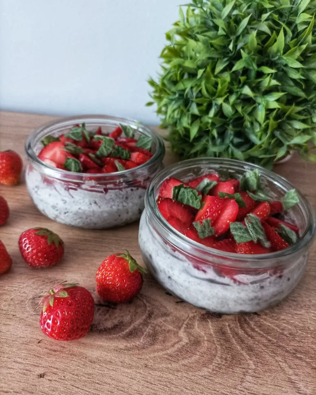 Krem Oreo z mascarpone i bitą śmietaną – aksamitny deser do tortów i ciast