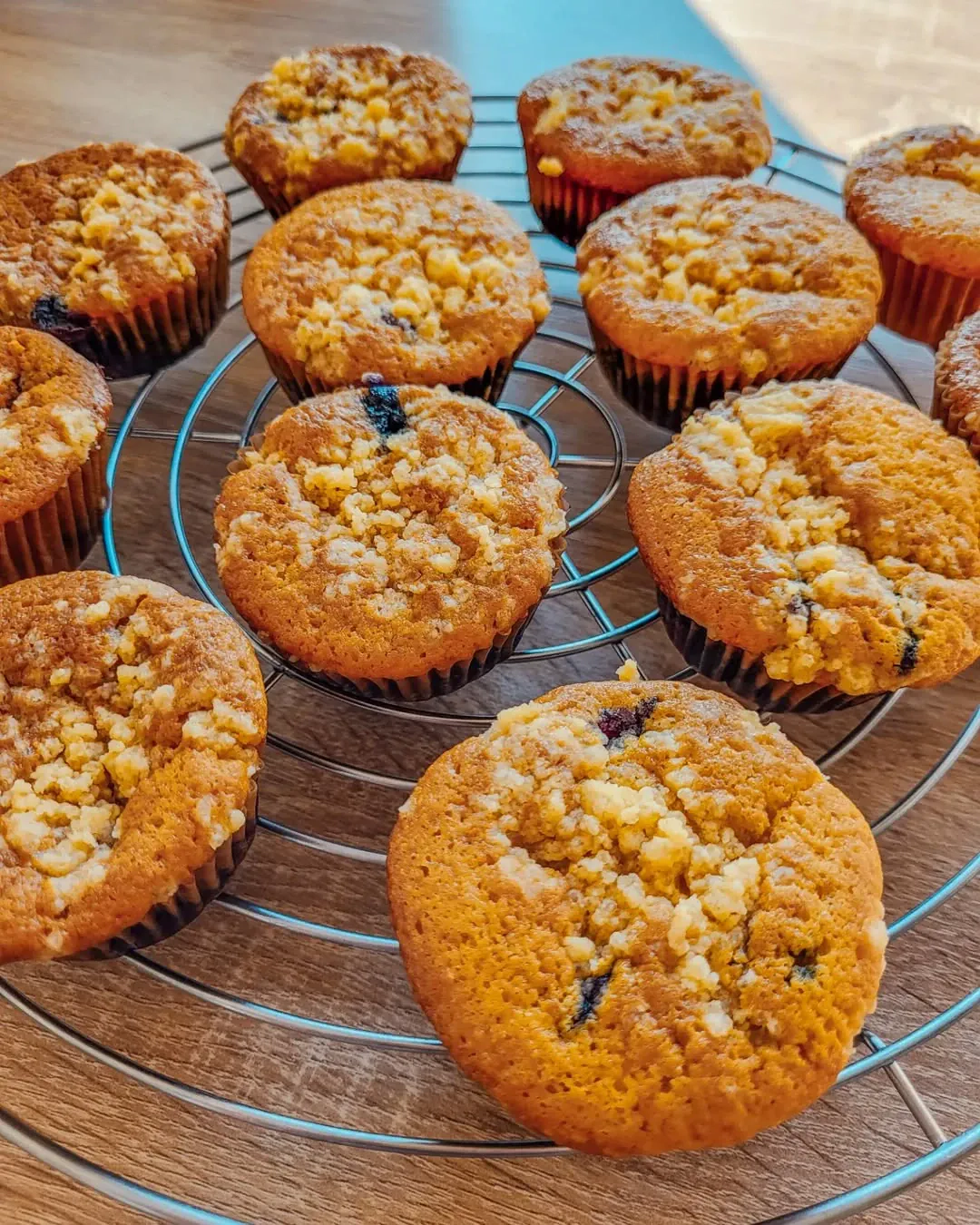 Graikiško jogurto keksiukai su šilauogėmis - drėgni, purūs ir kvapnūs