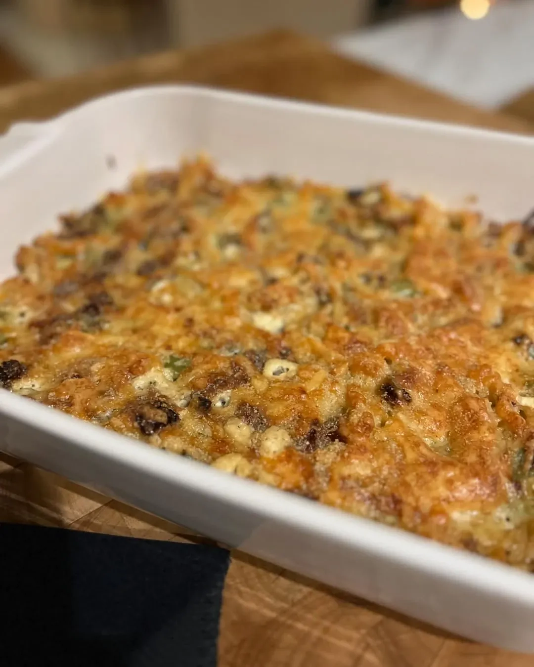 Nudelauflauf mit Kaninchenresten und Frühlingsgemüse