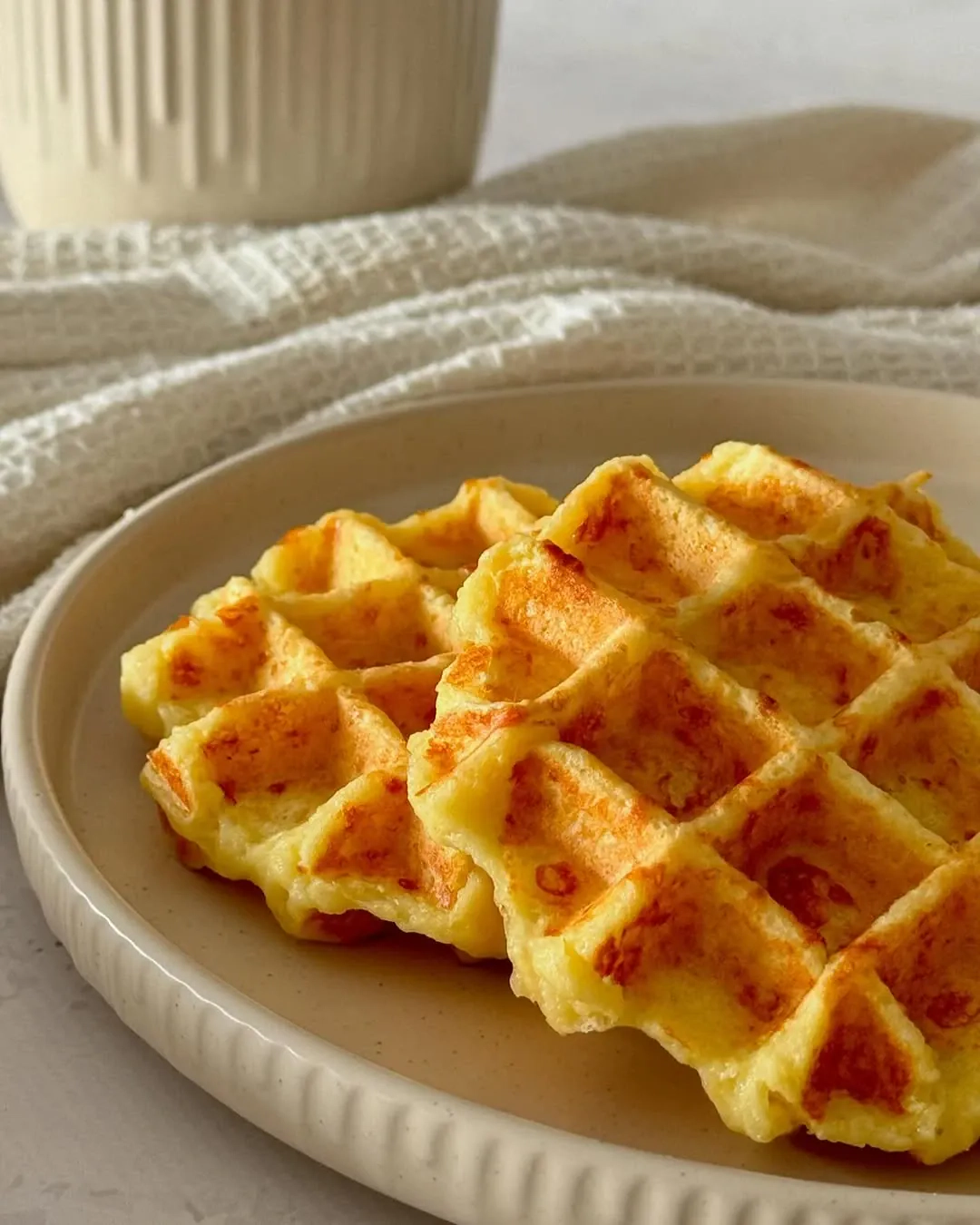 Gofry ziemniaczane z mozzarellą