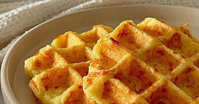 Gofry ziemniaczane z mozzarellą