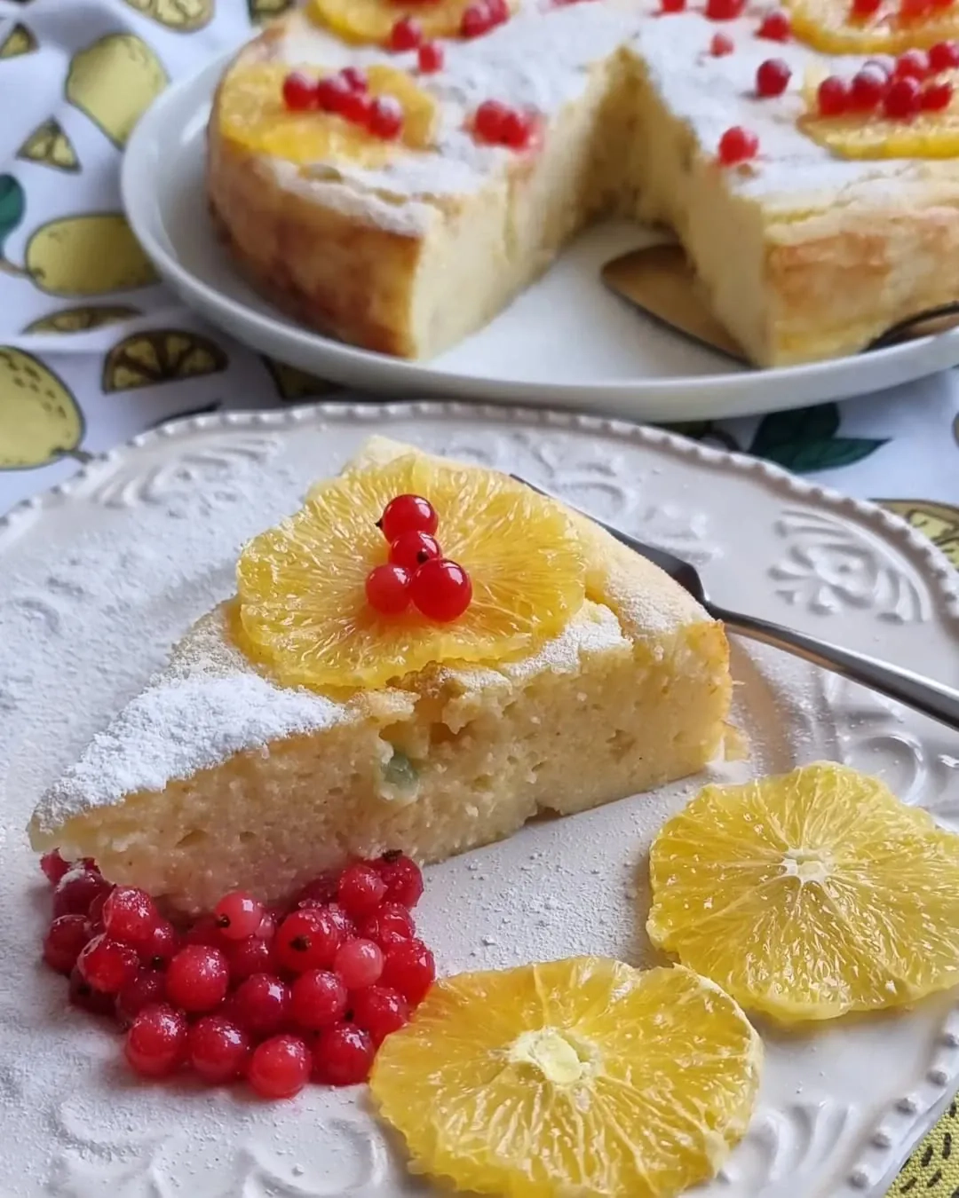 Mannas pīrāgs ar rikotas sieru grieķu gaumē