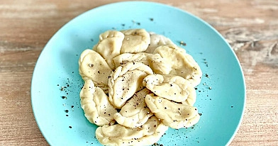 Pierogi ruskie z twarogiem i ziemniakami