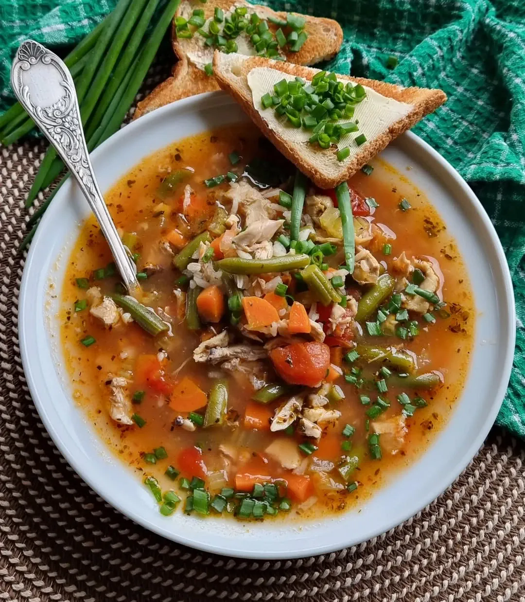 Vistas zupa ar rīsiem un dārzeņiem