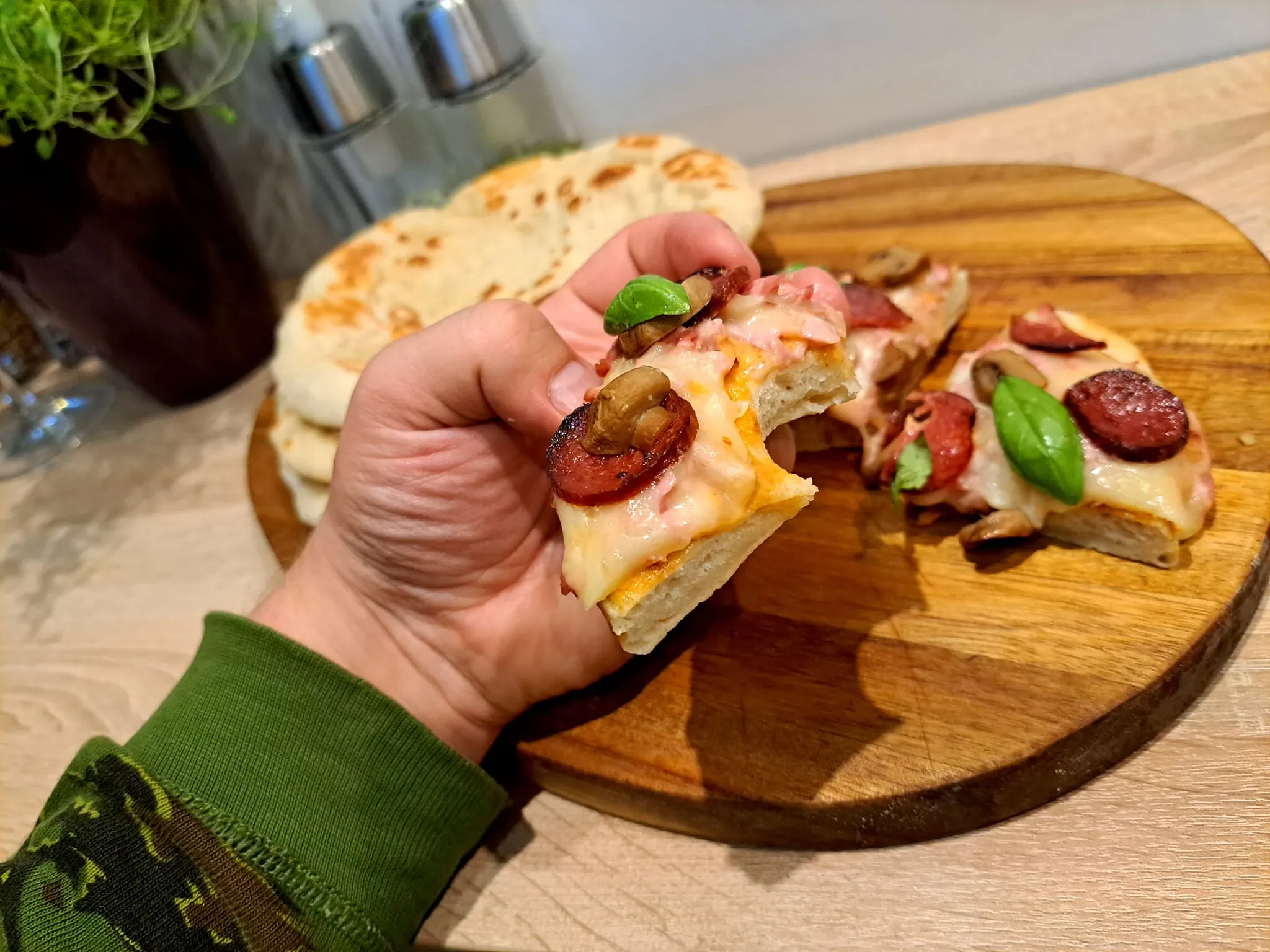 Bazlama turkiška mielinė duona keptuvėje – minkšta, puri ir gardi