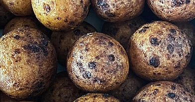 Greitos spurgos keptuvėje su kondensuotu pienu