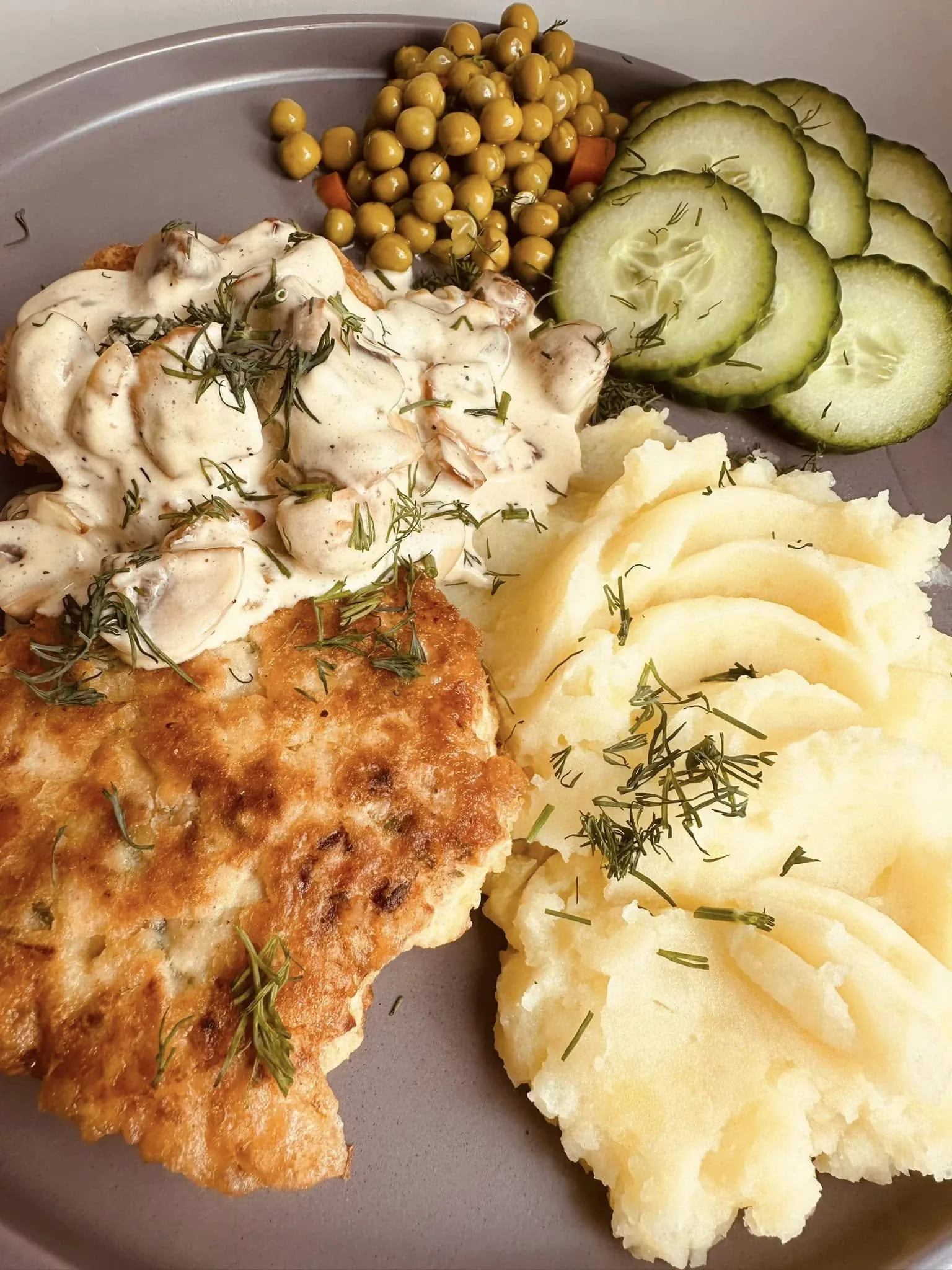 Vištienos muštinukai su sūriu