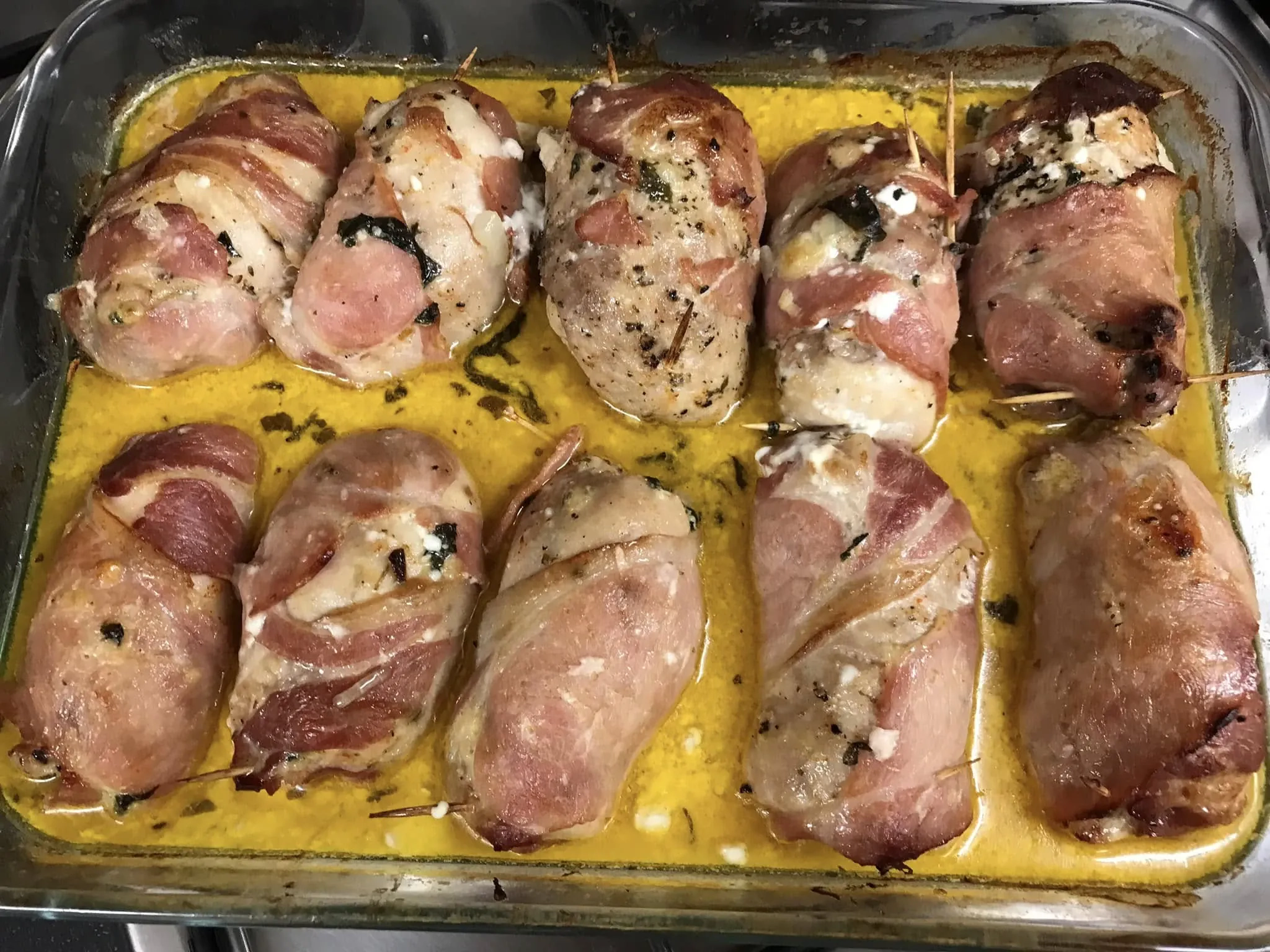 Kiaulienos ir vištienos suktinukai su fermentiniu ir varškės sūriais