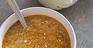 Šviežių kopūstų sriuba su bulvėmis ir morkomis