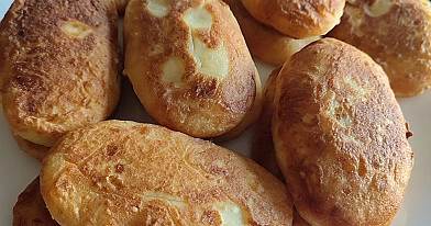 Virtų bulvių pyragėliai su mėsa