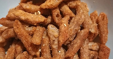 Naminiai makaronų čipsai