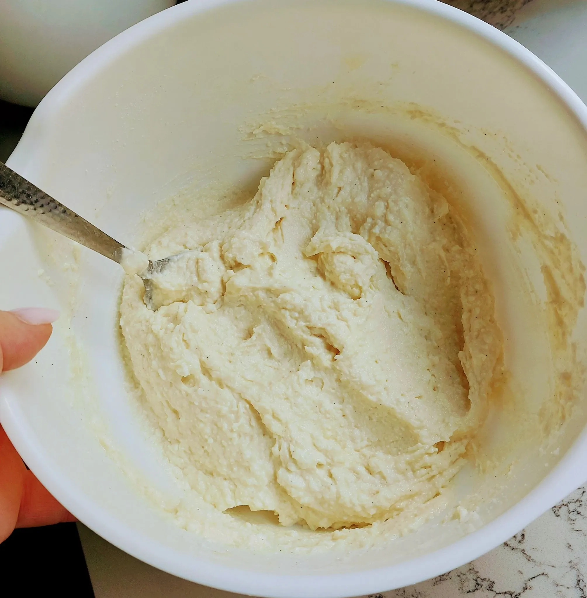 Trupininis pyragas su šaldytomis uogomis